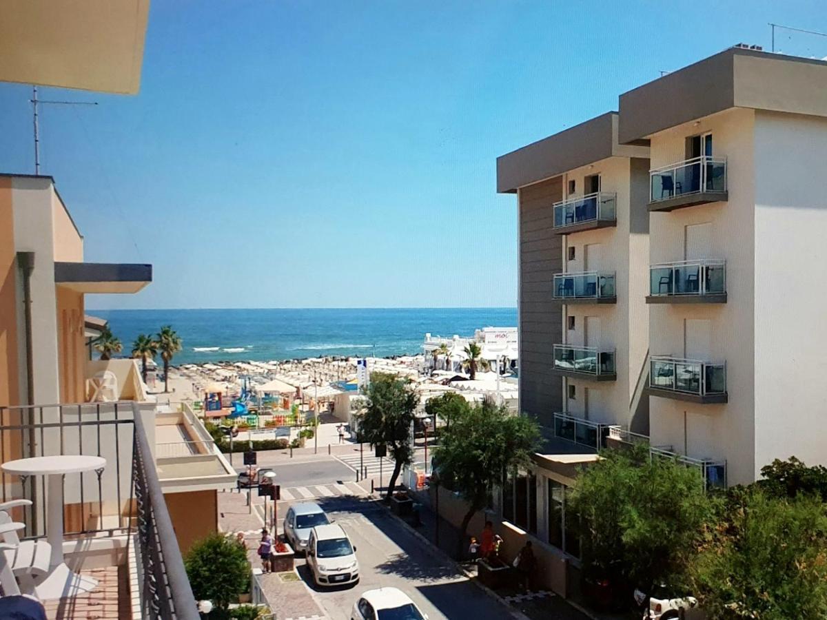 Hotel Baltic ميسانو ادرياتيكو المظهر الخارجي الصورة