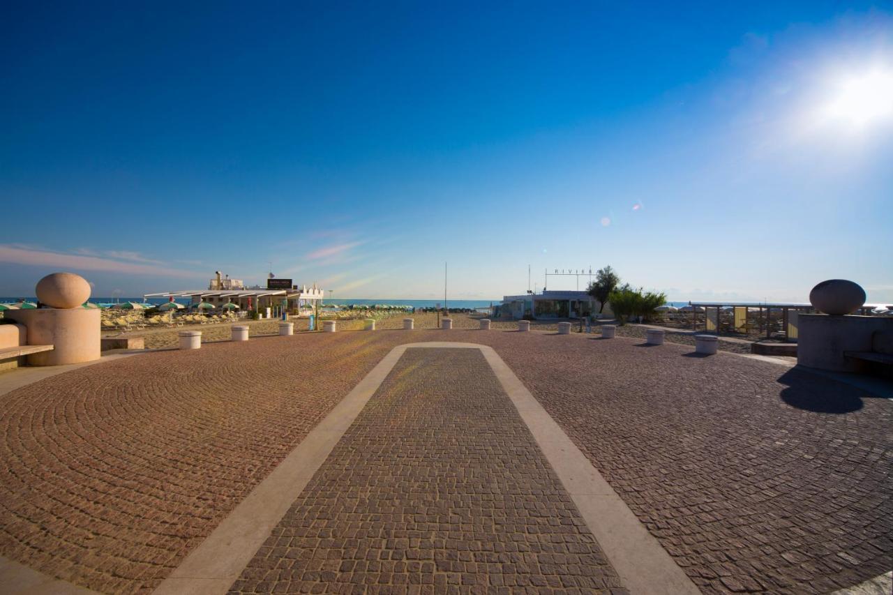 Hotel Baltic ميسانو ادرياتيكو المظهر الخارجي الصورة