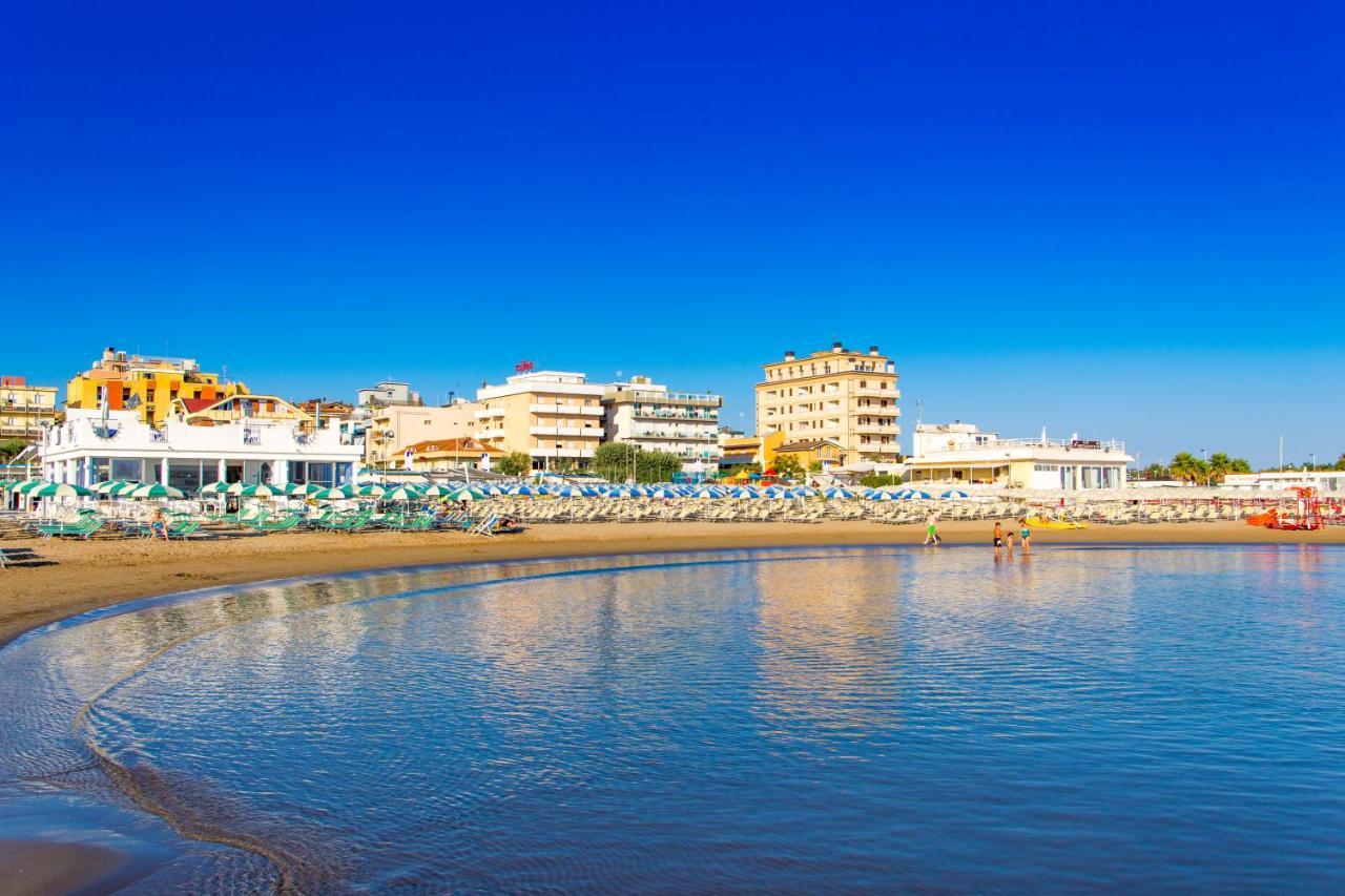 Hotel Baltic ميسانو ادرياتيكو المظهر الخارجي الصورة