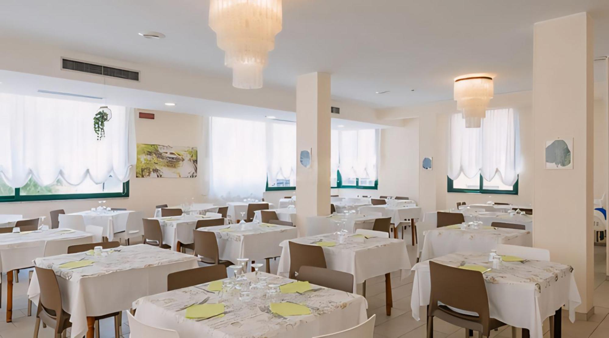 Hotel Baltic ميسانو ادرياتيكو المظهر الخارجي الصورة